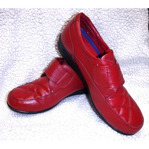 dr scholl's red shoes